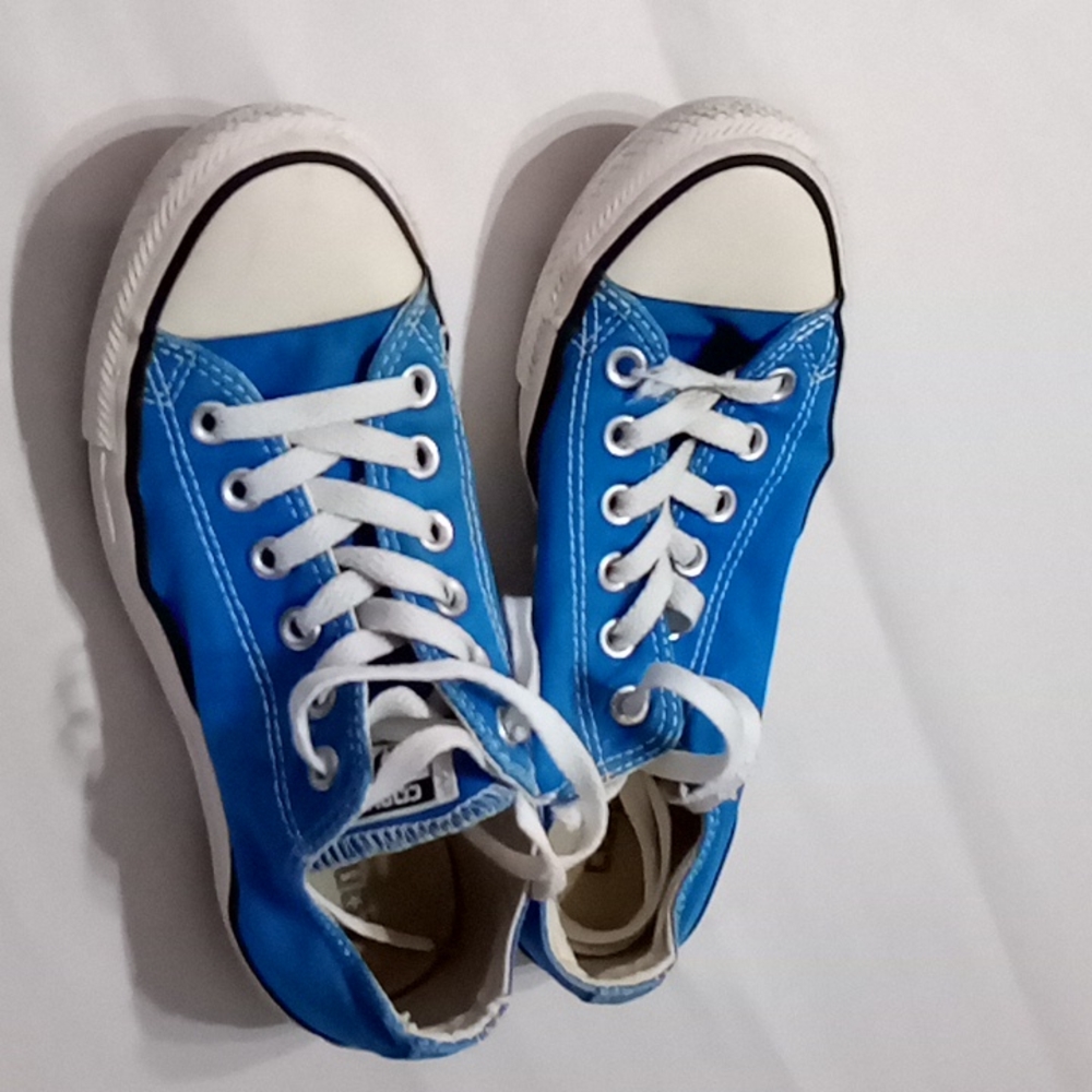Unisex blue converse mens 5 women's 7